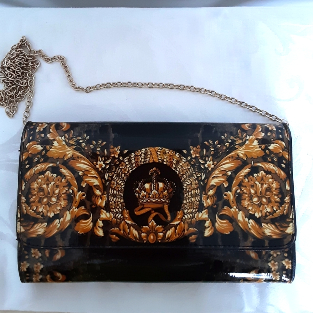 Regal Faux Patent Leather Crossbody Clutch Bag